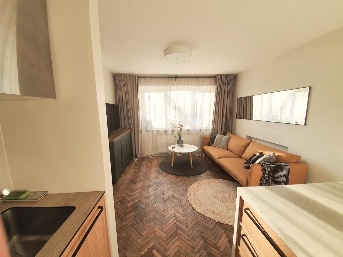Downtown Apartment Rentals 2 โชเล ภายนอก รูปภาพ