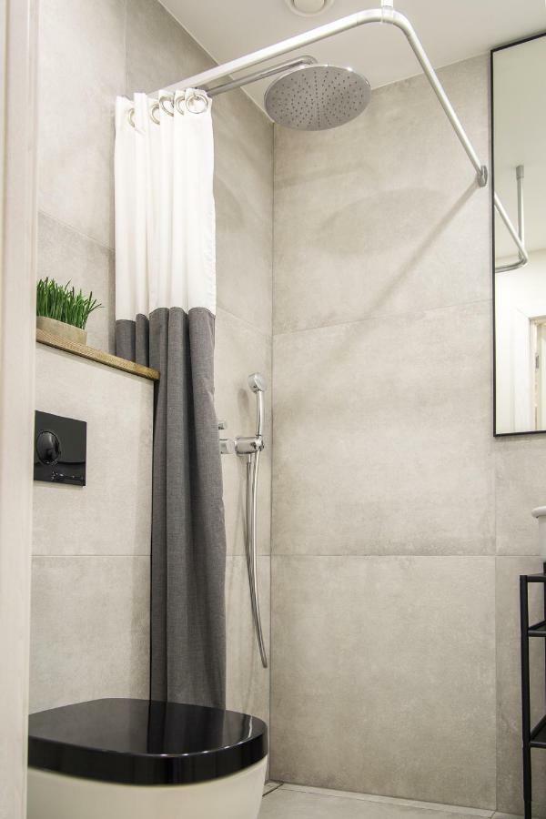 Downtown Apartment Rentals 2 โชเล ภายนอก รูปภาพ